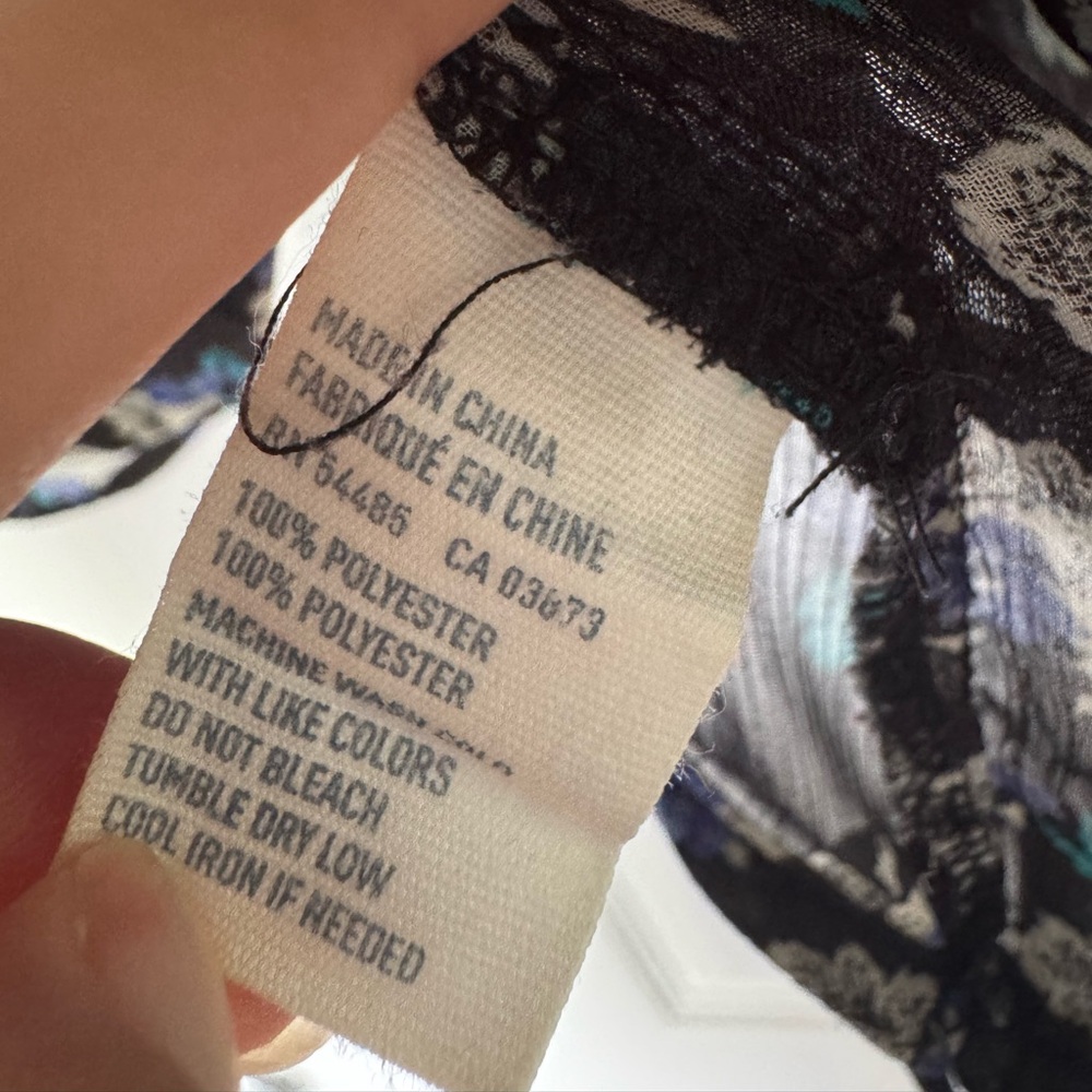 AMERICAN EAGLE Floral Ruffled Camisole - Picture 5 of 5